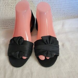 NEW Drash Brash 8 Women's Shoes black w/bow/ruffle Sandals slip on NWT